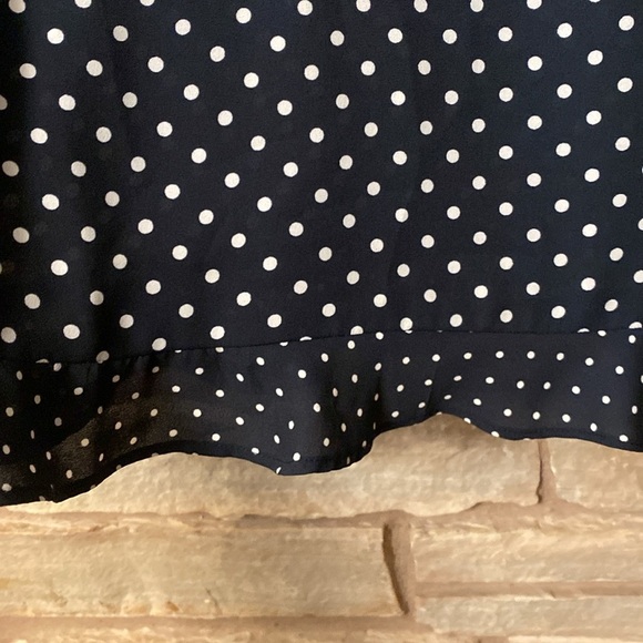 TALBOTS Women Black & White Polka Dot Blouse Top Ruffle Trim 3/4 Sleeves Sz M - Picture 4 of 9